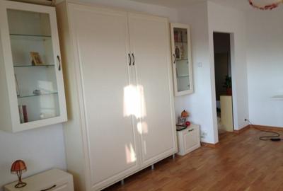 Garsonieră decomandată în Nerva Traian - 3