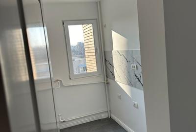 Apartament cu 3 camere decomandat în Drumul Taberei - 8