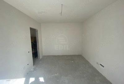 Apartament cu 3 camere semidecomandat în Florești - 6
