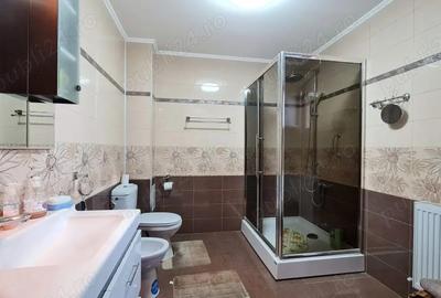 ! Craciun si pentru Anu NOU !Casa moderna cu 5 camere elegan?a ?i confort in inima sta?iunii Predeal - 1