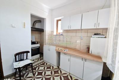 Casă cu 4 camere în Ungureni - 7