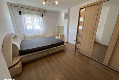 Apartament cu 3 camere decomandat în Turnișor