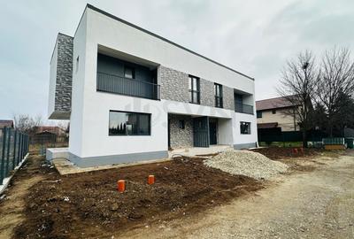 Casă individuală cu 4 camere cu Teren 300 Mp în Corbeanca