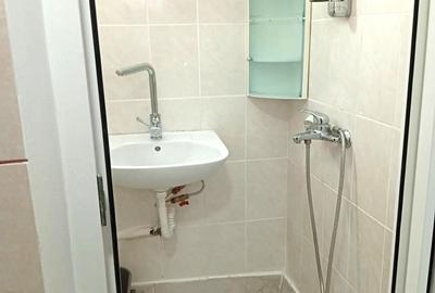 Garsonieră semidecomandată în Titan