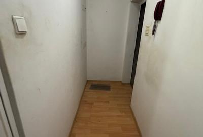 Piata Muncii - 7 min metrou - Bloc Mixt - 2