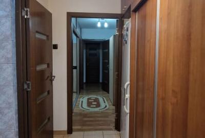 Apartament 3 camere, 65 mp, decomandat, centrala, parcare, Aparatorii Patriei - 9