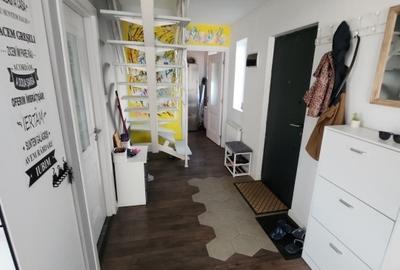 Casă individuală cu 4 camere cu Canalizare în Central - 4