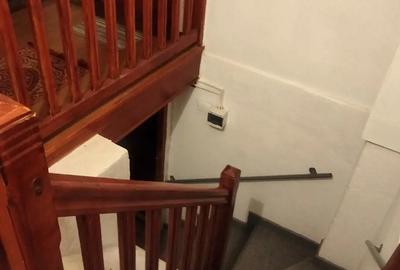 Garsonieră decomandată în Central - 7