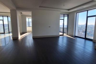 Apartament cu 4 camere în Tei - 7