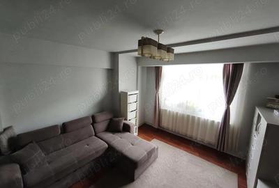 Apartament cu 3 camere semidecomandat în Micro 16 - 2