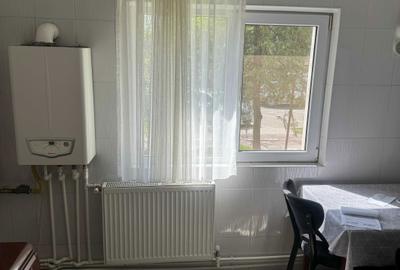 Garsonieră semidecomandată în 1 Decembrie - 2