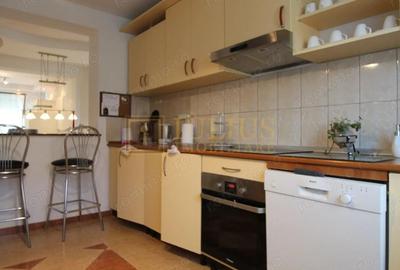 Casă cu 5 camere cu Teren 550 Mp în Blașcovici - 2