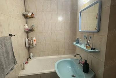 Apartament cu 4 camere decomandat în Central - 3