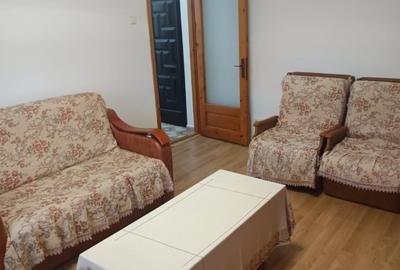 Apartament cu 3 camere decomandat în Kamsas - 2