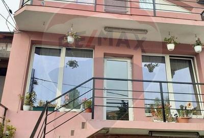 Casă cu 8 camere cu Teren 192 Mp în Siloz - 3
