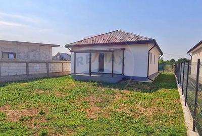 Casa noua in Ciorogarla - 3 dormitoare, living spa?ios - 4