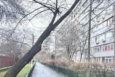 Apartament cu 3 camere semidecomandat în Drumul Taberei - 13