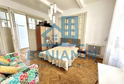 Apartament cu 3 camere decomandat în Central - 2