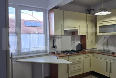 Apartament de vanzare, cu 2 camere, 73 mp, zona Burdea - 4