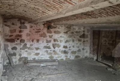 Casă cu 3 camere cu Teren 1242 Mp în Bodoc - 1