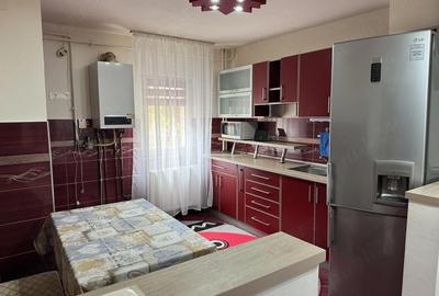 Apartament cu 3 camere semidecomandat în Girocului - 7