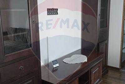 Apartament cu 3 camere în Central - 12