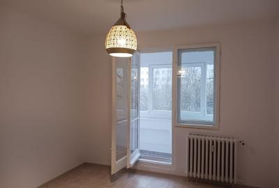 Apartament cu 3 camere semidecomandat în Nicolae Grigorescu - 1