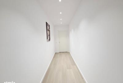 Spațiu comercial, de 160 mp, în Central - 3