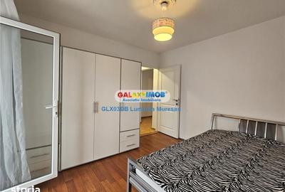 Apartament cu 3 camere decomandat în Micro 12