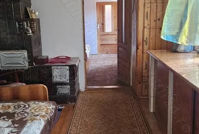 Casă cu 4 camere cu Teren 1300 Mp în Dițești - 4