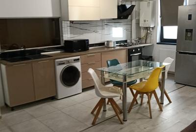 Apartament cu 3 camere semidecomandat, mobilat în Tomis Plus - 8