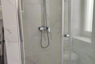 Apartament cu 2 camere decomandat în Andronache
