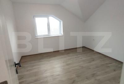 Casă cu 5 camere cu Teren 500 Mp în Miroslava - 2
