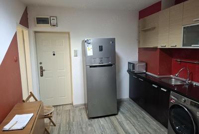Apartament cu 2 camere decomandat în Central - 1