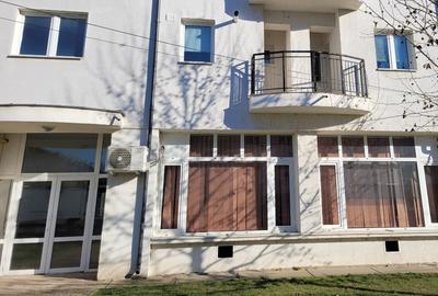 Închiriez garsoniera - 2