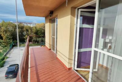 Apartament cu 4 camere decomandat în Central - 4