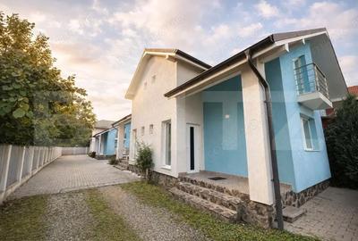 Casă cu 3 camere cu Teren 250 Mp în Mureșeni