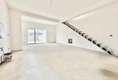 Duplex cu 4 camere cu Canalizare în Moșnița Nouă - 9
