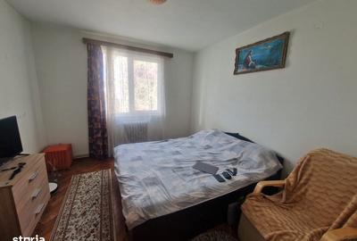 Apartament cu 4 camere decomandat, mobilat în Central - 3