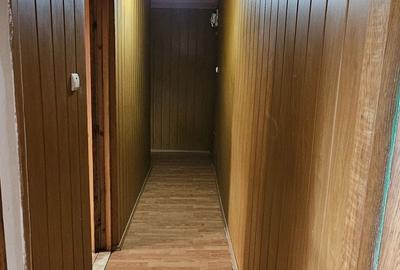 Apartament cu 3 camere decomandat în Brânceni - 2