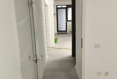 Apartament cu 5 camere decomandat în Bucureștii Noi - 4