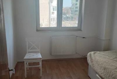 Apartament cu 3 camere semidecomandat în Drumul Taberei - 3