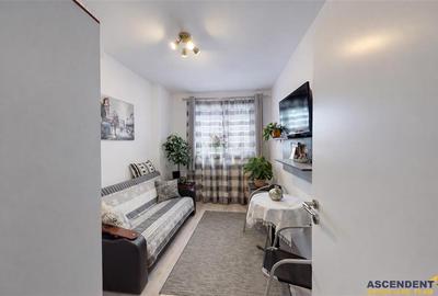 Apartament cu 4 camere decomandat, mobilat în Tractorul - 15