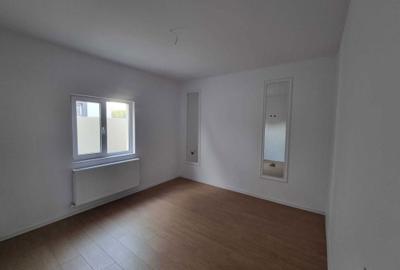 Casă cu 3 camere în Lumina - 8