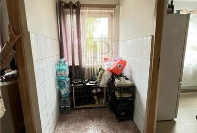 Lunei - 2 Camere - Etaj 1 - Amenajat - Aproape de complexul studentesc - Ideal investitie - 2