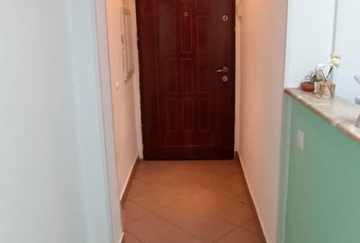 Apartament cu 3 camere decomandat în 13 Septembrie - 5