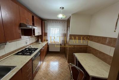Apartament de 3 camere, decomandat,68 mp., zona Lama - 4