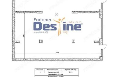 Spațiu comercial, de 217 mp, în Central - 11