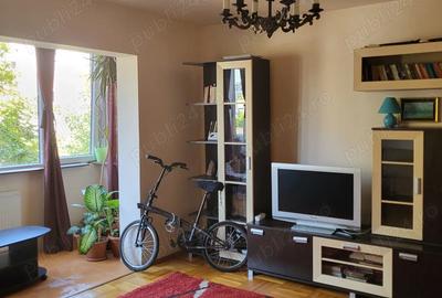 Inchiriez apartament cu 3 camere in complexul studen?esc - 1