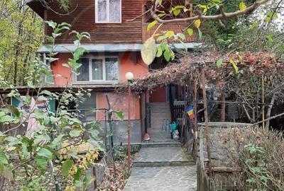 Casă individuală cu 7 camere cu Canalizare în Provița de Jos - 2